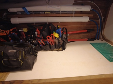 Midship Bunks/Storage